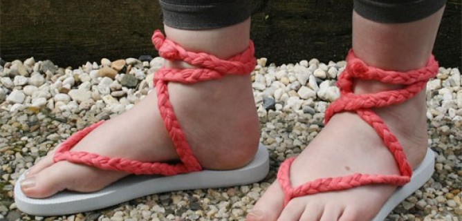 Flying Chanclas May Be Dangerous For Your Feet, Too